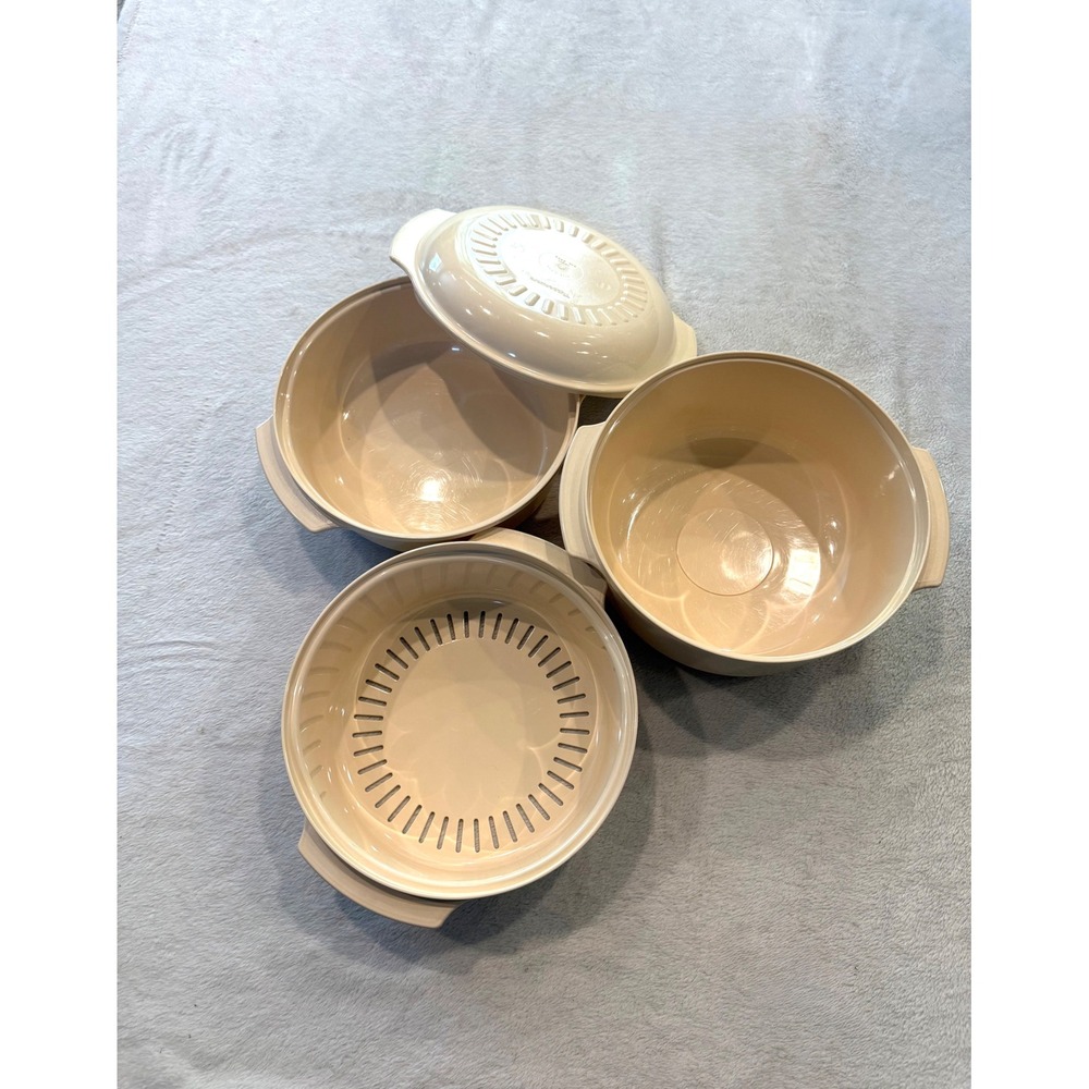 Tupperware Ultra 21 Set 4pc 3Qt 1.75Qt Microwave Dishes Steamer Lid Almond USA